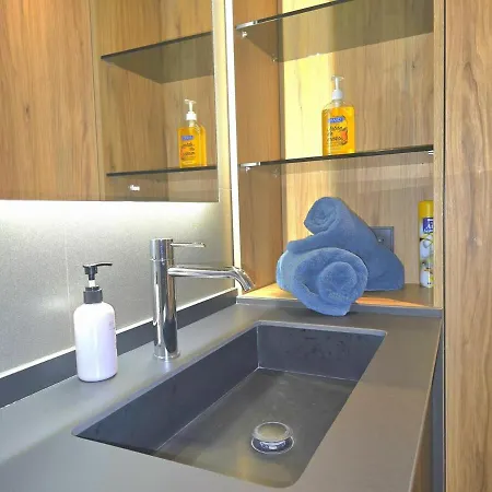Rivendale 2 Bedroom 2 Bathroom With Balcony And Sea Views In The Nogalera Complex By Namaste Elite Lägenhet Torremolinos