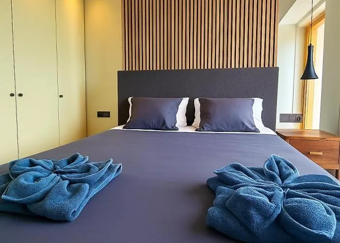 Rivendale 2 Bedroom 2 Bathroom With Balcony And Sea Views In The Nogalera Complex By Namaste Elite * トレモリノス