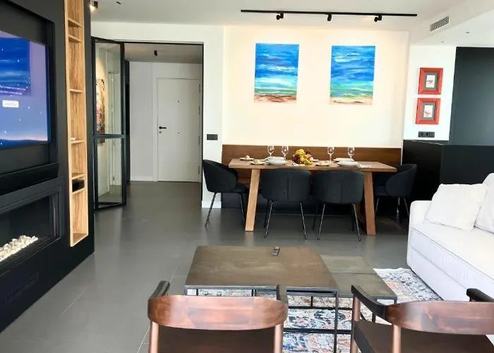 Rivendale 2 Bedroom 2 Bathroom With Balcony And Sea Views In The Nogalera Complex By Namaste Elite *