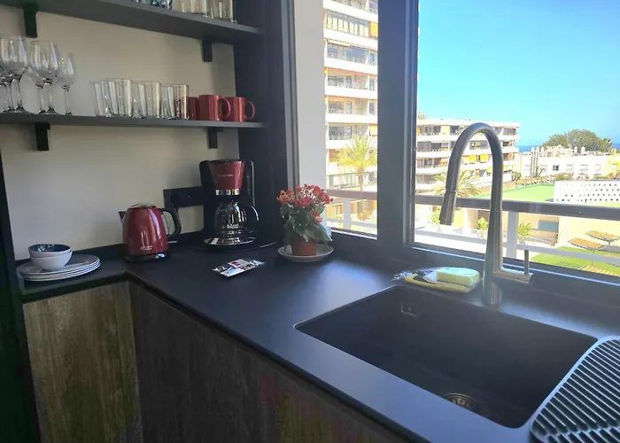 Rivendale 2 Bedroom 2 Bathroom With Balcony And Sea Views In The Nogalera Complex By Namaste Elite *