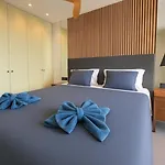 Апартаменты Rivendale 2 Bedroom 2 Bathroom With Balcony And Sea Views In The Nogalera Complex By Namaste Elite Торремолинос