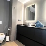 Rivendale 2 Bedroom 2 Bathroom With Balcony And Sea Views In The Nogalera Complex By Namaste Elite Апартаменты