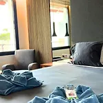 Rivendale 2 Bedroom 2 Bathroom With Balcony And Sea Views In The Nogalera Complex By Namaste Elite