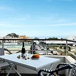 Rivendale 2 Bedroom 2 Bathroom With Balcony And Sea Views In The Nogalera Complex By Namaste Elite Апартаменты