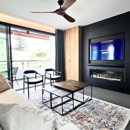 Rivendale 2 Bedroom 2 Bathroom With Balcony And Sea Views In The Nogalera Complex By Namaste Elite شقة توريمولينوس