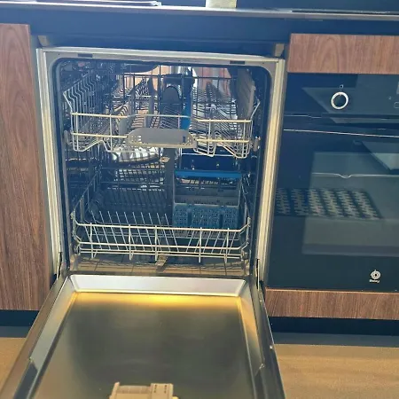 شقة Rivendale 2 Bedroom 2 Bathroom With Balcony And Sea Views In The Nogalera Complex By Namaste Elite *