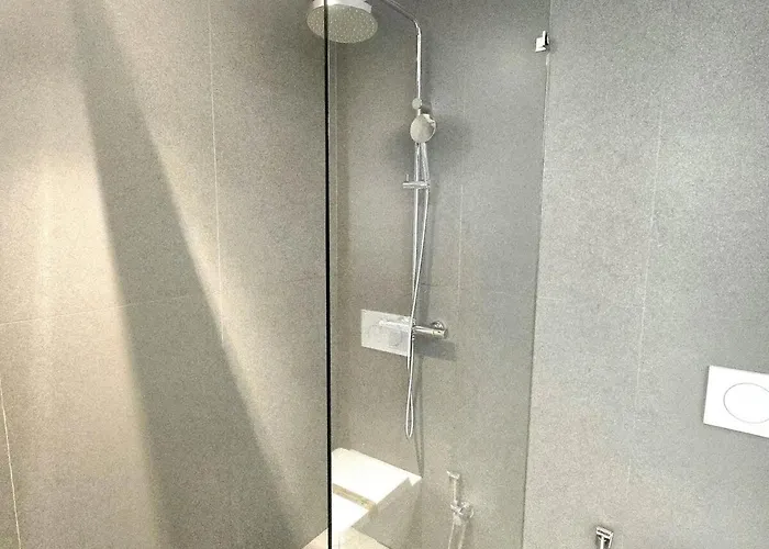 Rivendale 2 Bedroom 2 Bathroom With Balcony And Sea Views In The Nogalera Complex By Namaste Elite Torremolinos